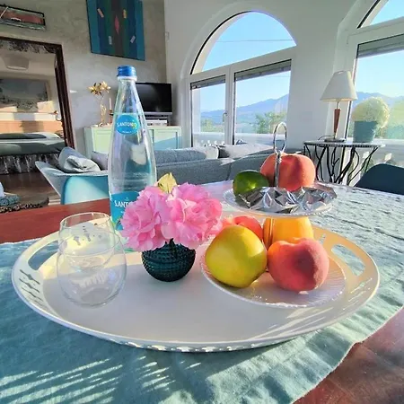 Bed & Breakfast Casa Favari Montalbo